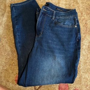 Judy Blue Boyfriend Jeans
